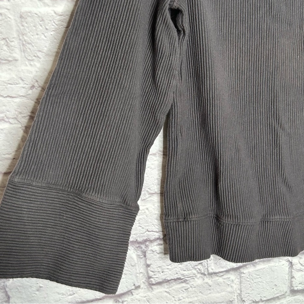 Off-Shoulder Ribbed Sweater Top - Gray - Picture 10 of 14